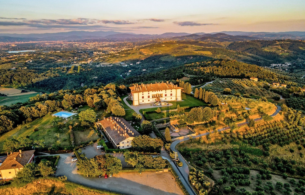Tenuta di Artimino Melia Collection - zdjęcie 2