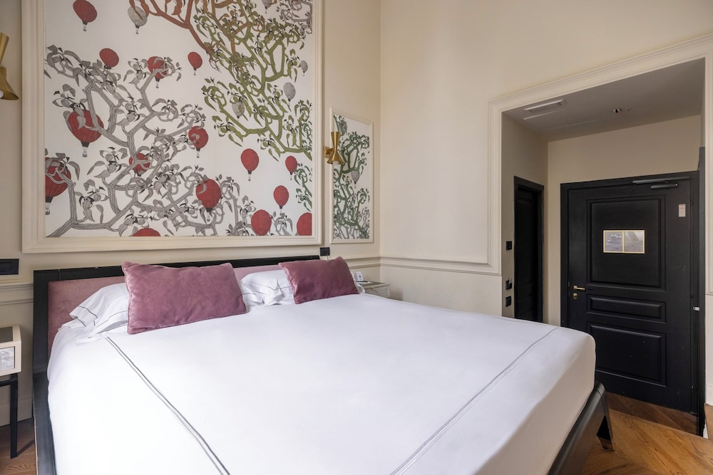 Roma Luxus Hotel — Hotel rooms in Rome, Lazio