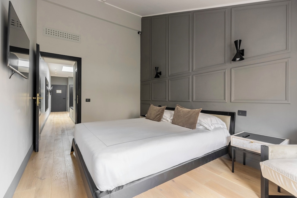 Roma Luxus Hotel — Hotel rooms in Rome, Lazio