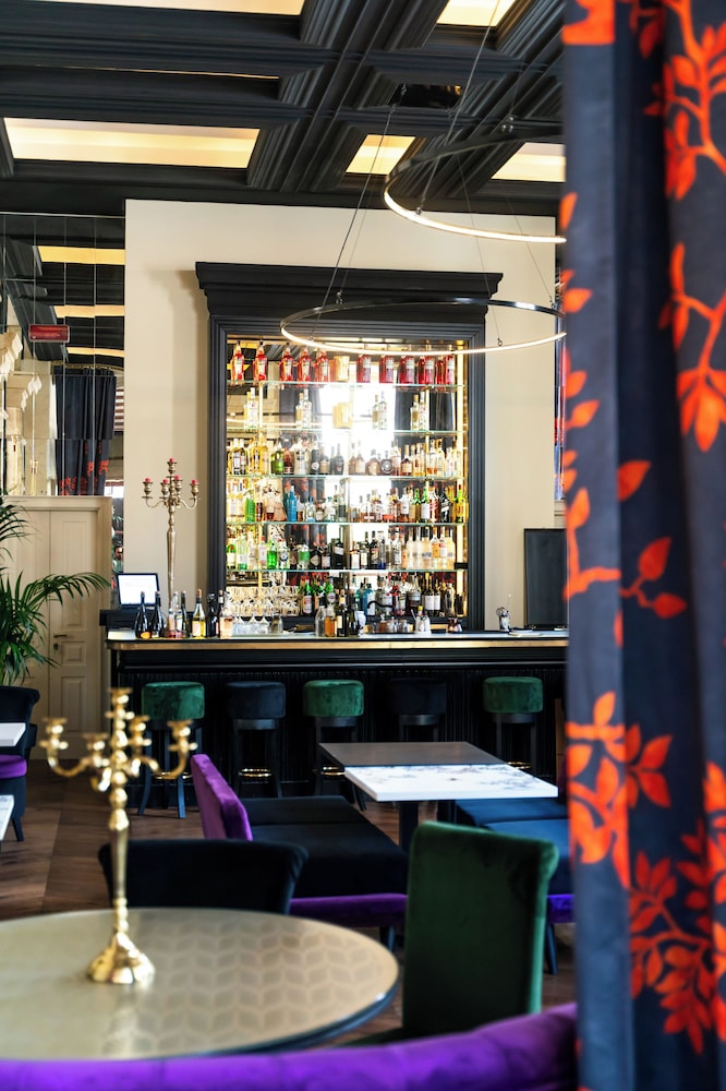 Roma Luxus Hotel — Restaurant & bars in Rome, Lazio
