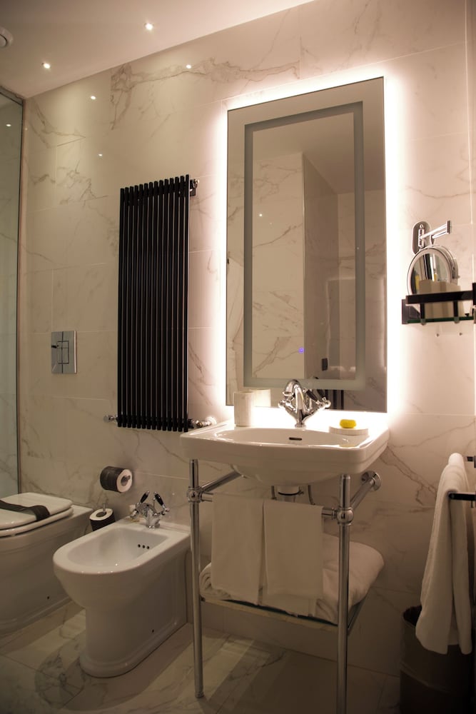 Roma Luxus Hotel — Hotel rooms in Rome, Lazio