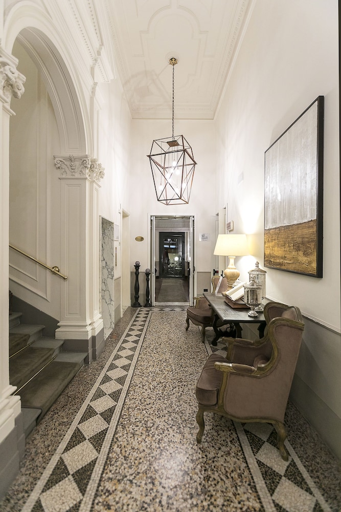 Palazzo Lorenzo Hotel Boutique & Spa — Hotel building in Florence, Tuscany