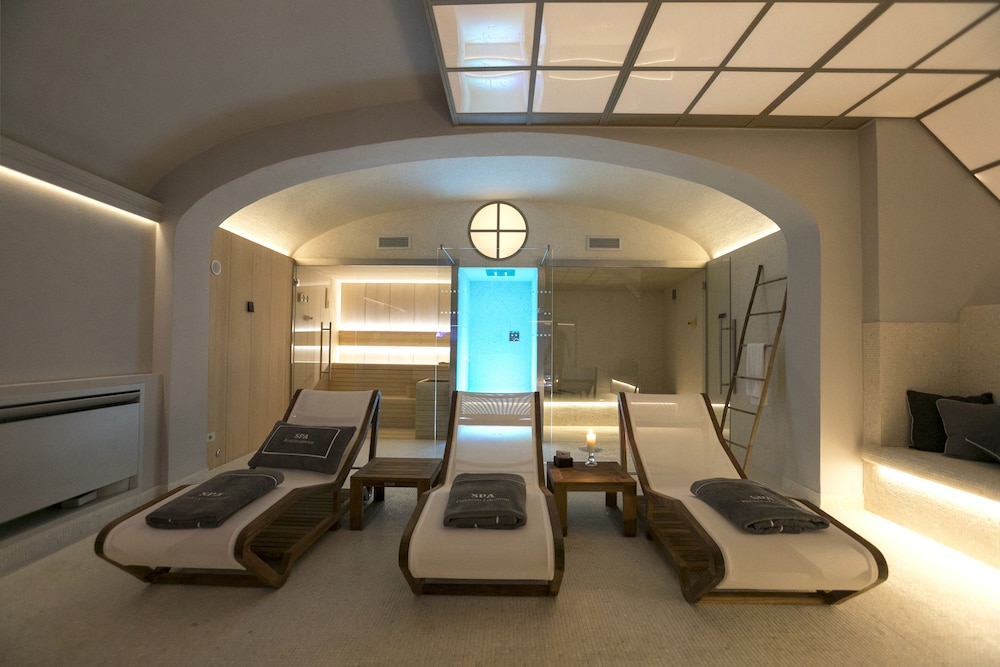 Palazzo Lorenzo Hotel Boutique & Spa — Hotel rooms in Florence, Tuscany