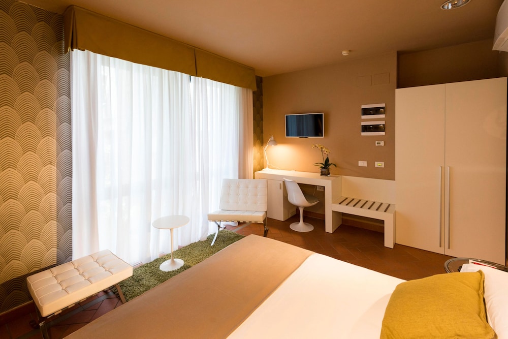 Palazzo Lorenzo Hotel Boutique & Spa — Hotel rooms in Florence, Tuscany