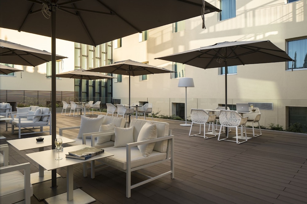 Glance Hotel In Florence — Restaurant & bars in Florence, Tuscany