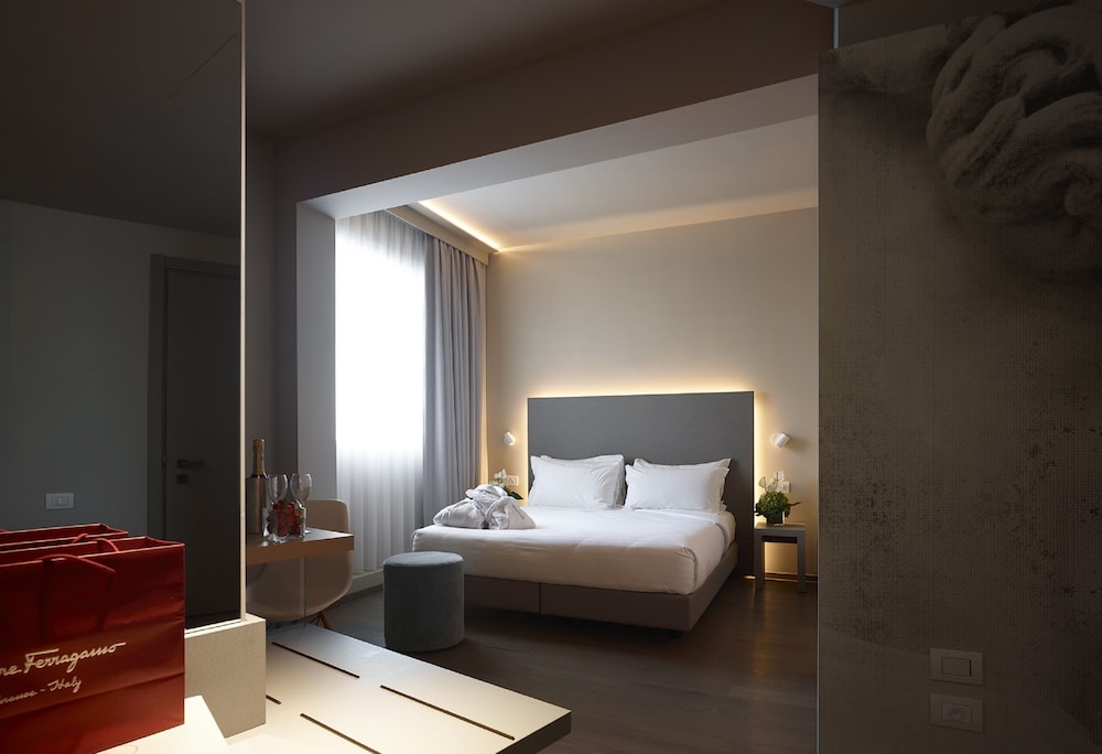 Glance Hotel In Florence — Hotel rooms in Florence, Tuscany