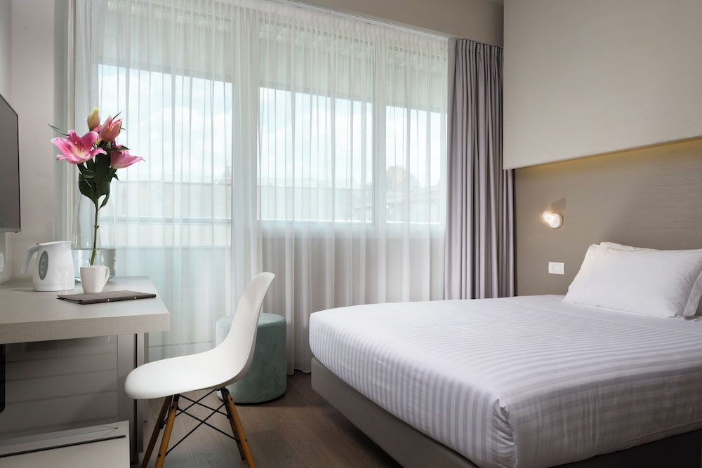 Glance Hotel In Florence — Hotel rooms in Florence, Tuscany
