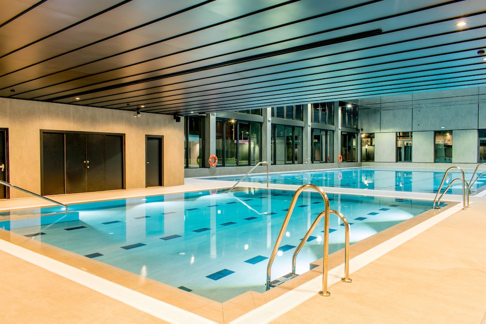 Rafa Nadal Residence — Swimming pool in Manacor, Balearic Islands