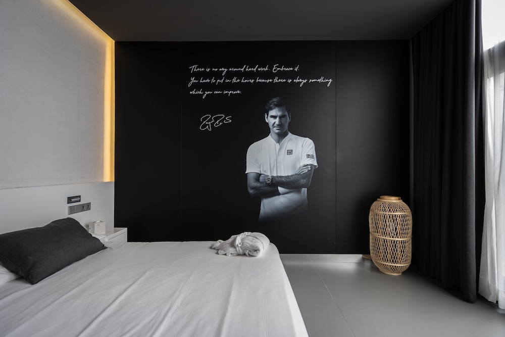 Rafa Nadal Residence — Hotel rooms in Manacor, Balearic Islands