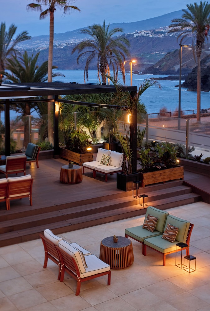 Meliá Costa Atlantis Tenerife — Restaurant & bars in Puerto de la Cruz, Canary Islands