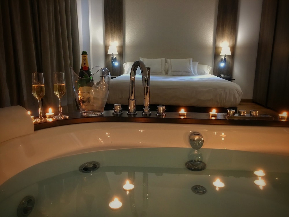 MB Boutique Hotel - Adult Recommended - — Hotel rooms in Nerja, Andalusia