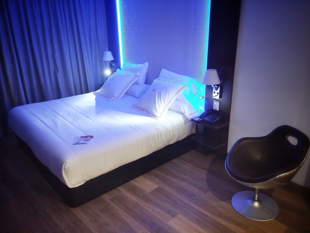 MB Boutique Hotel - Adult Recommended - — Hotel rooms in Nerja, Andalusia