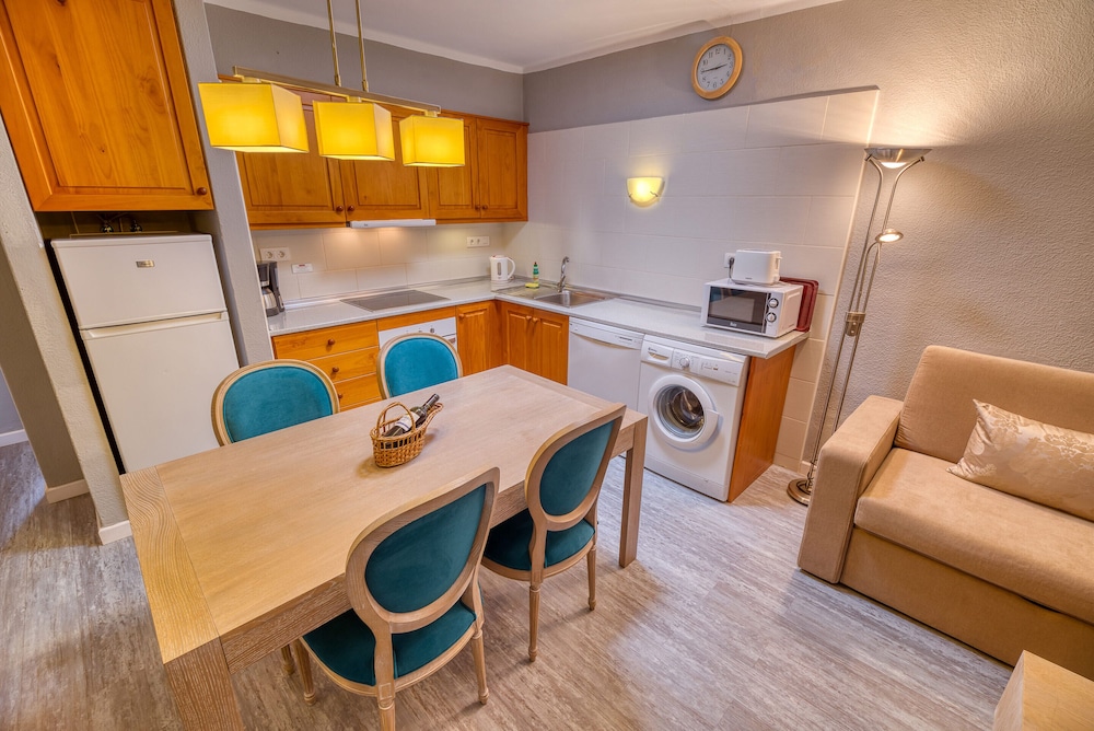 Ona Las Brisas — Hotel rooms in Playa Blanca, Canary Islands