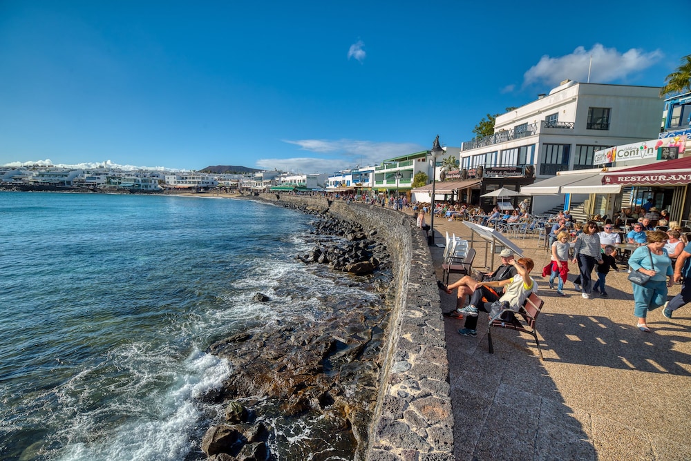 Ona Las Brisas — Beach in Playa Blanca, Canary Islands
