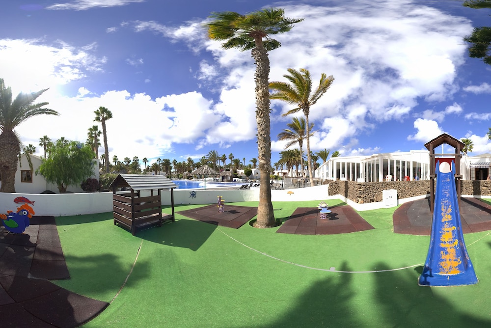 Ona Las Brisas — Sports & recreation in Playa Blanca, Canary Islands
