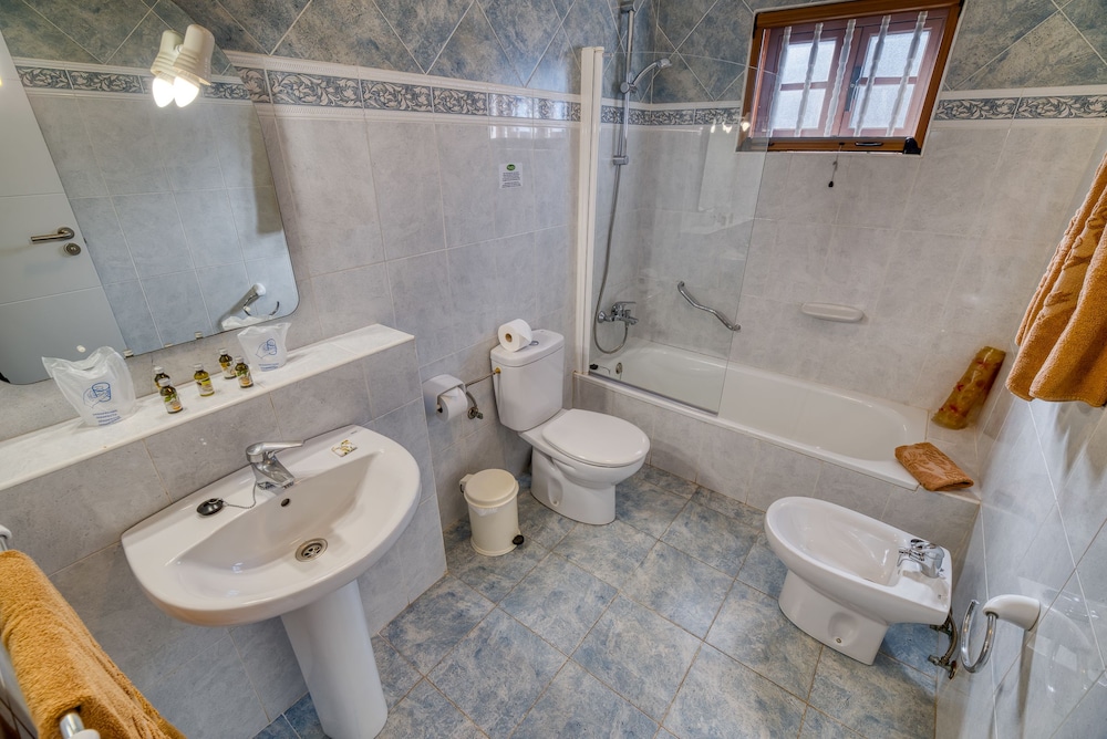 Ona Las Brisas — Hotel rooms in Playa Blanca, Canary Islands
