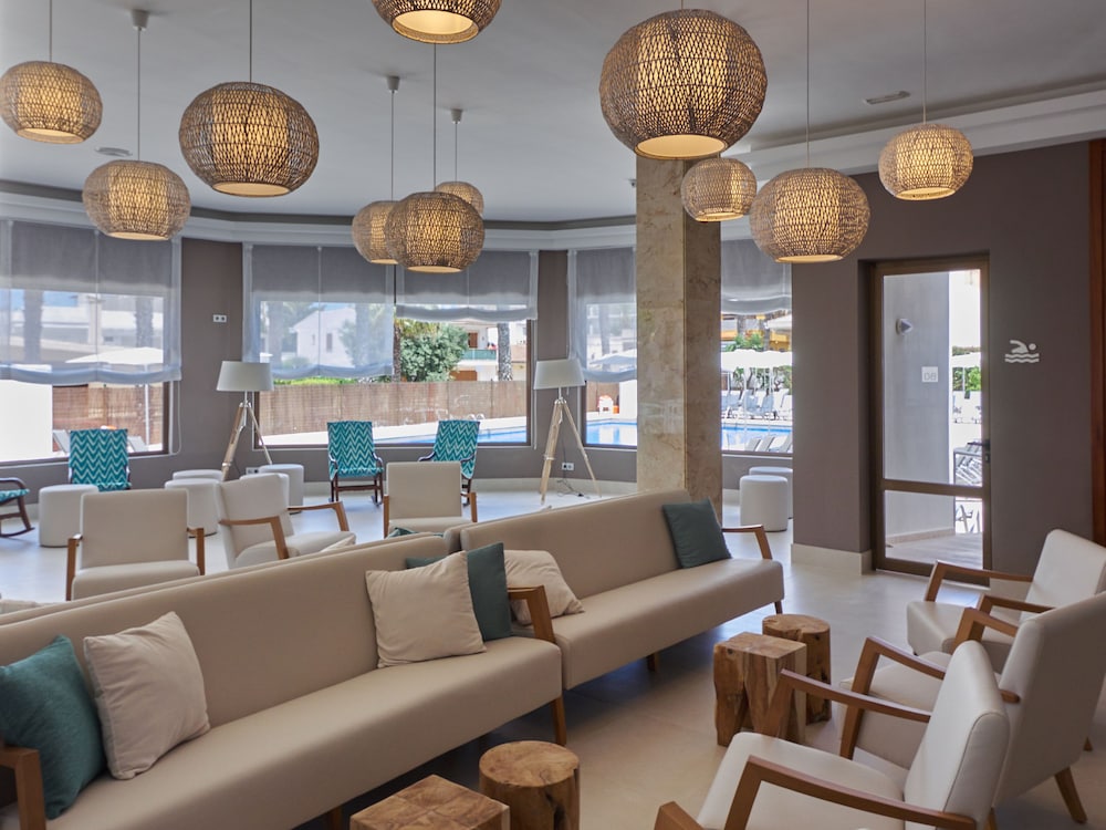 BQ Can Picafort Hotel — Hotel building in Can Picafort, Balearic Islands