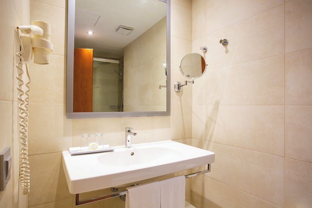 BQ Can Picafort Hotel — Hotel rooms in Can Picafort, Balearic Islands