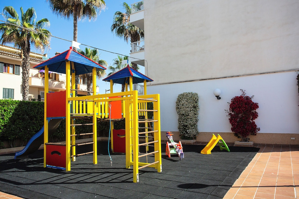BQ Can Picafort Hotel — Attractions for children in Can Picafort, Balearic Islands
