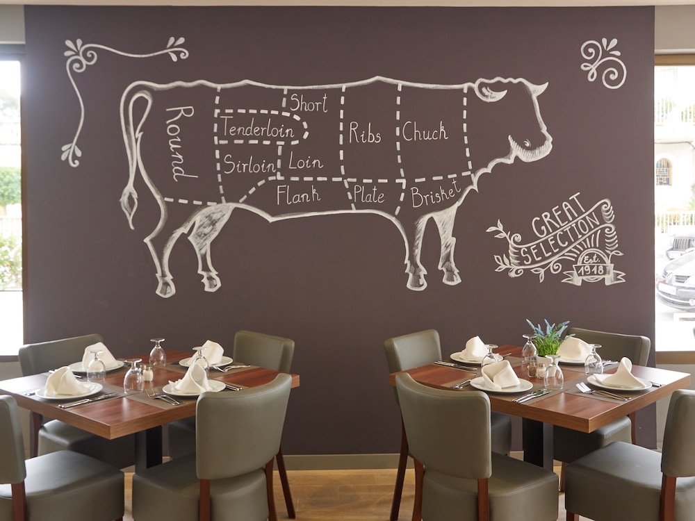 BQ Can Picafort Hotel — Restaurant & bars in Can Picafort, Balearic Islands