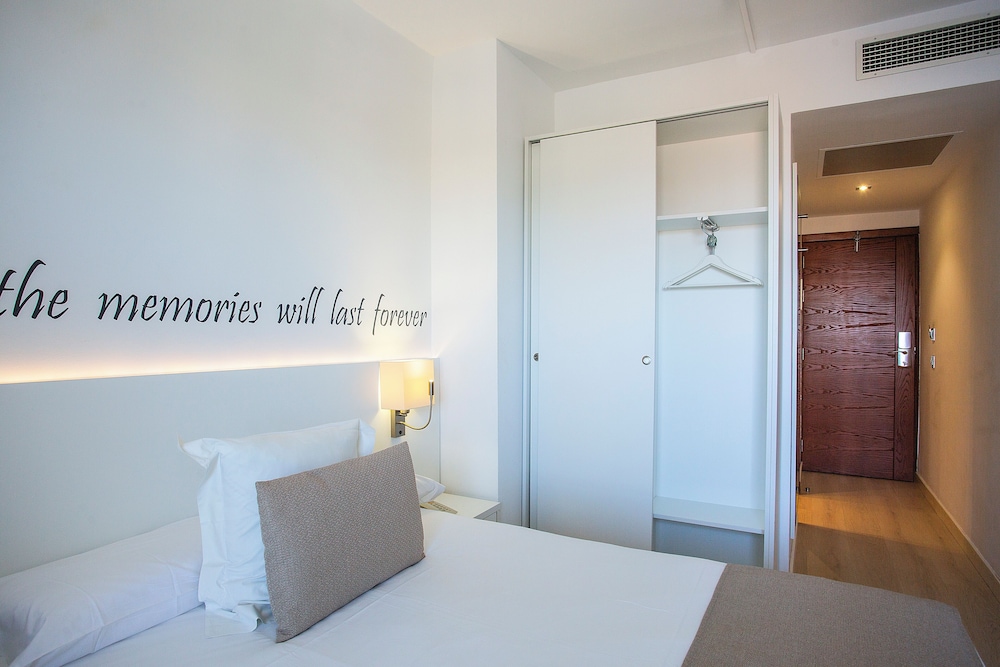BQ Can Picafort Hotel — Hotel rooms in Can Picafort, Balearic Islands