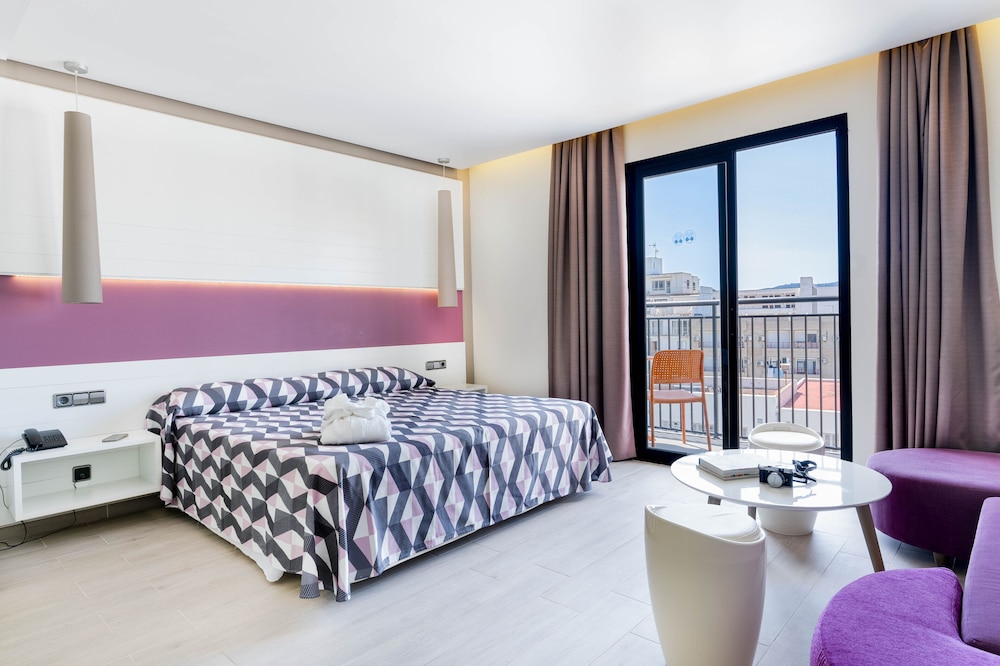The Purple Hotel by Ibiza Feeling - Adults only — Hotel rooms in San Antonio, Balearic Islands
