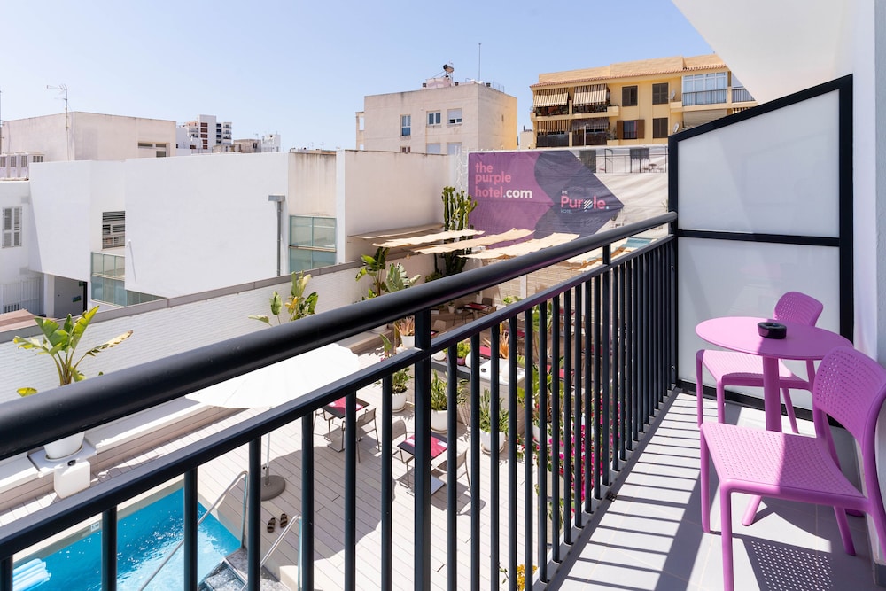 The Purple Hotel by Ibiza Feeling - Adults only — Swimming pool in San Antonio, Balearic Islands