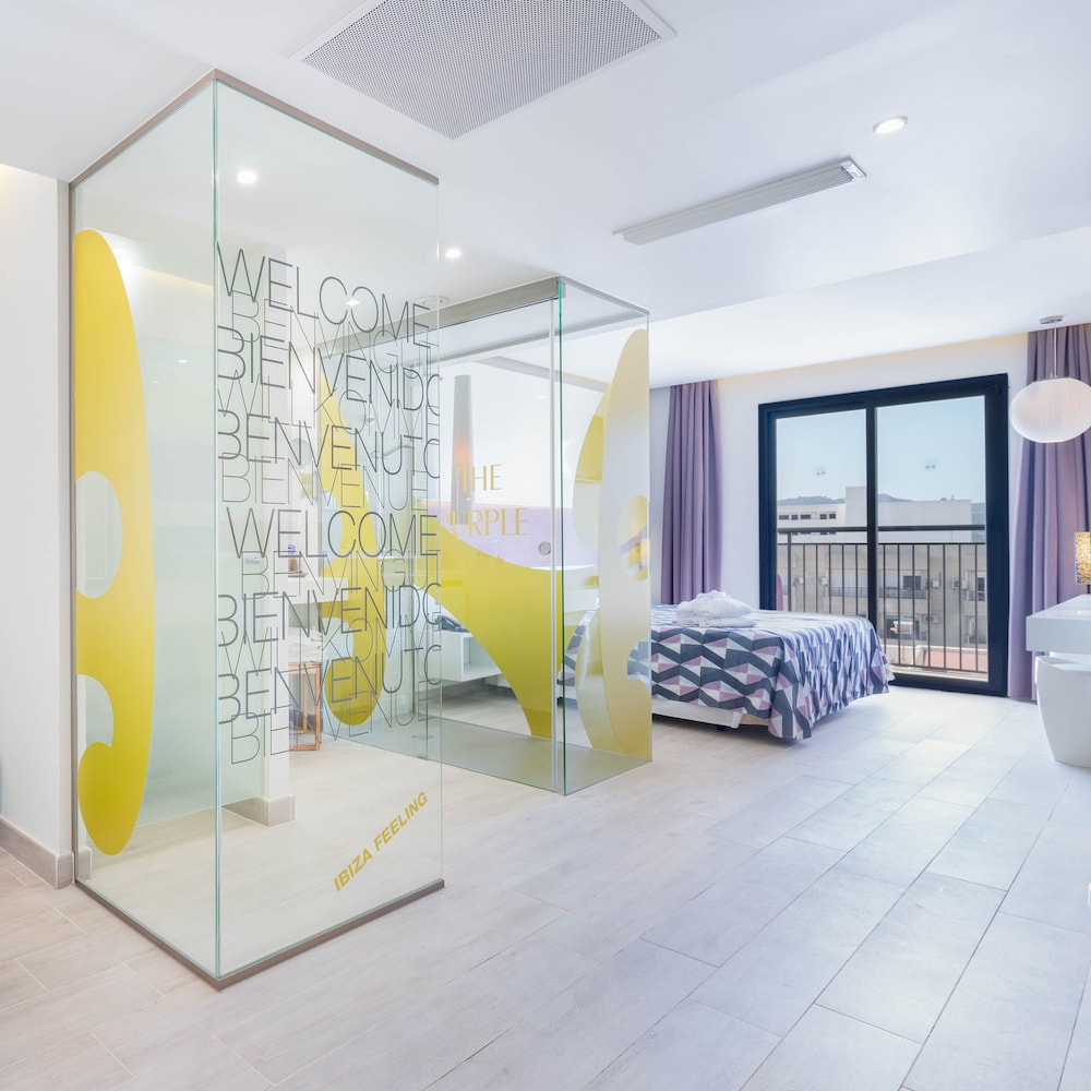 The Purple Hotel by Ibiza Feeling - Adults only — Hotel rooms in San Antonio, Balearic Islands