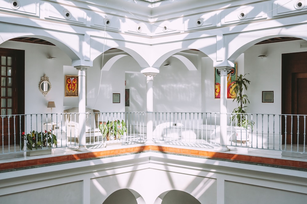 Hotel Boutique Palacio Pinello — Hotel building in Seville, Andalusia
