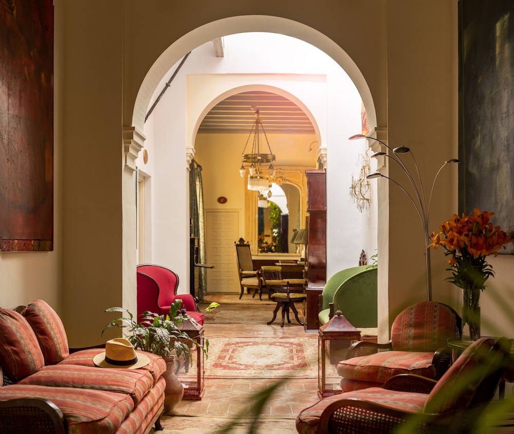 Hotel Las Casas de El Arenal by Casas y Palacios — Hotel building in Seville, Andalusia