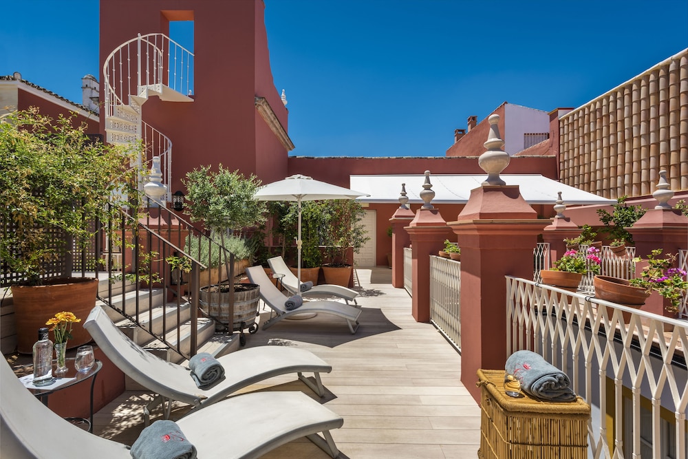 Hotel Las Casas de El Arenal by Casas y Palacios — Hotel rooms in Seville, Andalusia