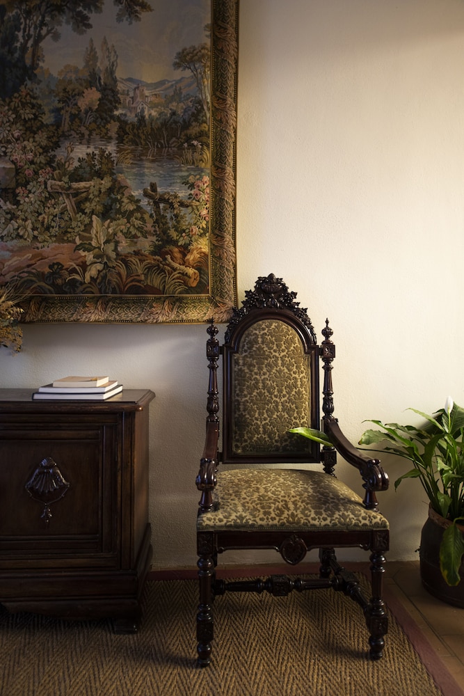 Hotel Las Casas de El Arenal by Casas y Palacios — Hotel rooms in Seville, Andalusia