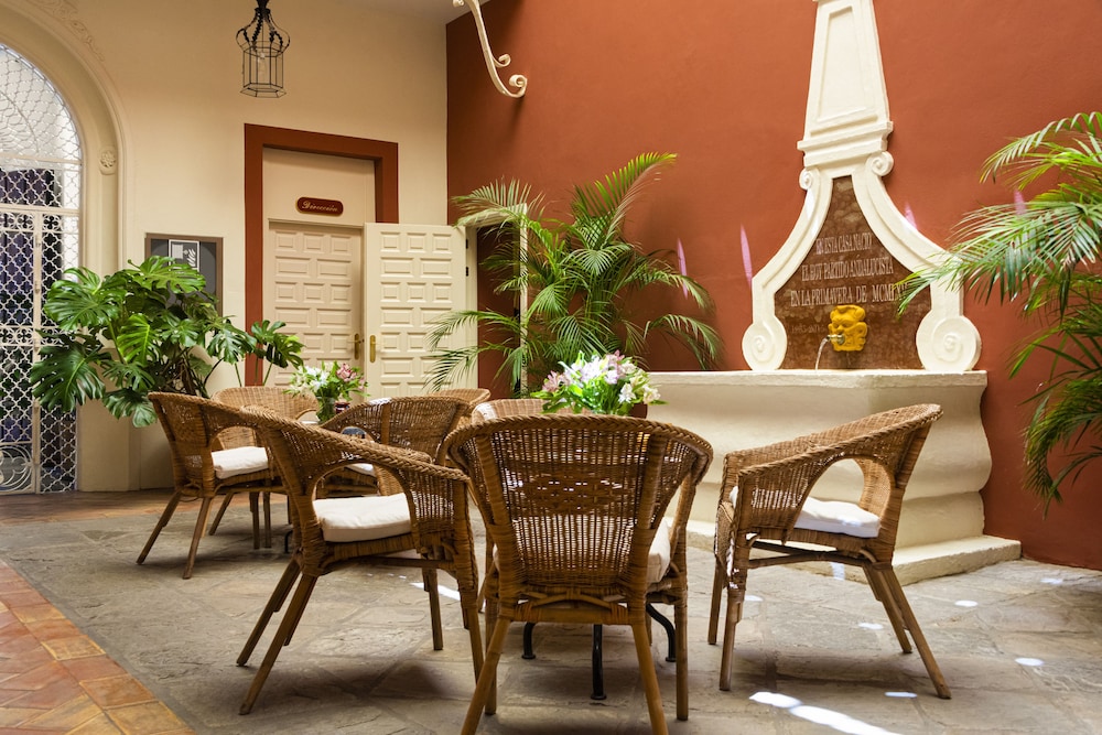 Hotel Las Casas de El Arenal by Casas y Palacios — Restaurant & bars in Seville, Andalusia