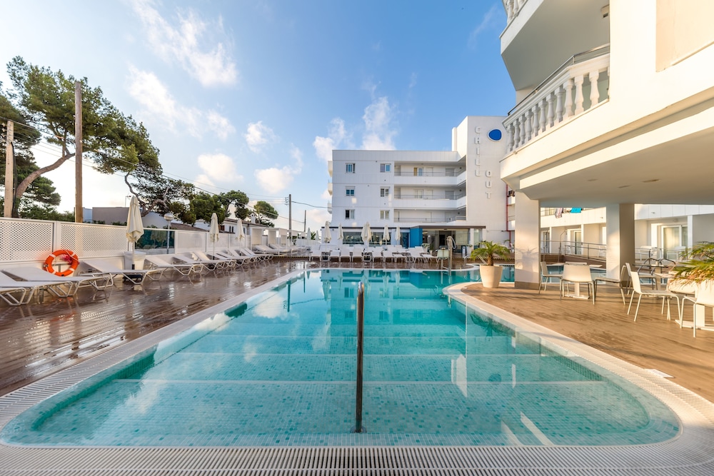 Welikehotel Triton Beach — Main photo in Cala Ratjada, Balearic Islands