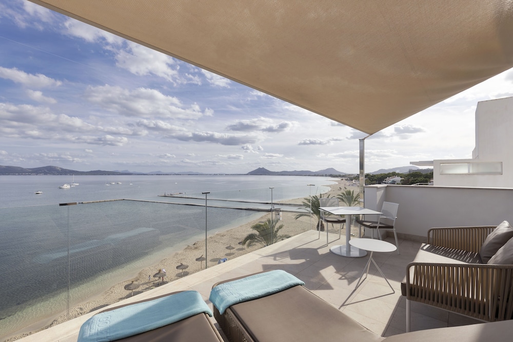La Goleta Hotel de Mar - Adults Only — Beach in Puerto Pollensa, Balearic Islands