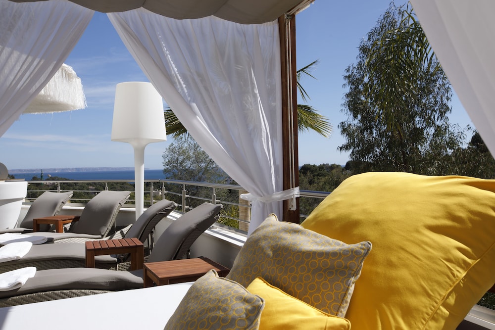 Portals Hills Boutique Hotel — Restaurant & bars in Portals Nous, Balearic Islands