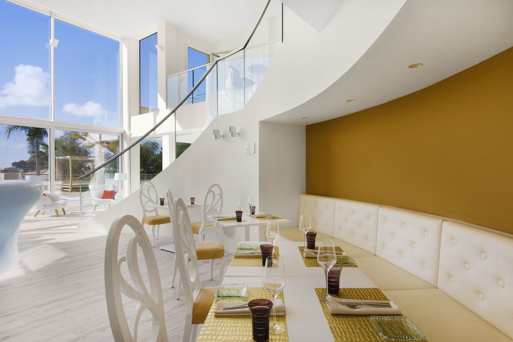 Portals Hills Boutique Hotel — Restaurant & bars in Portals Nous, Balearic Islands