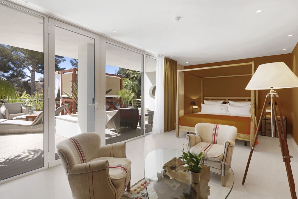 Portals Hills Boutique Hotel — Hotel rooms in Portals Nous, Balearic Islands