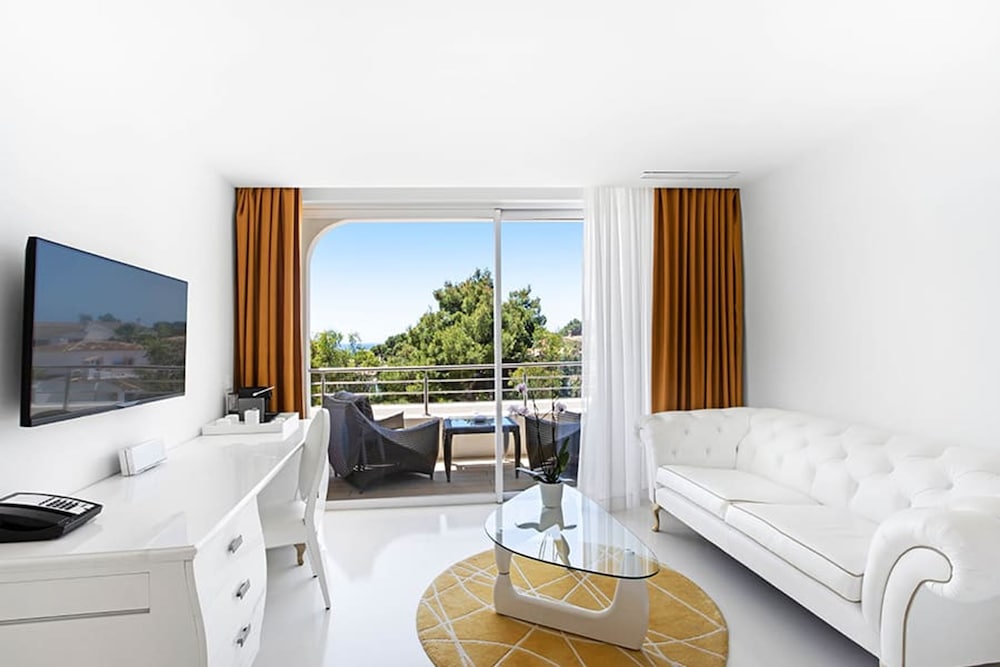 Portals Hills Boutique Hotel — Hotel rooms in Portals Nous, Balearic Islands