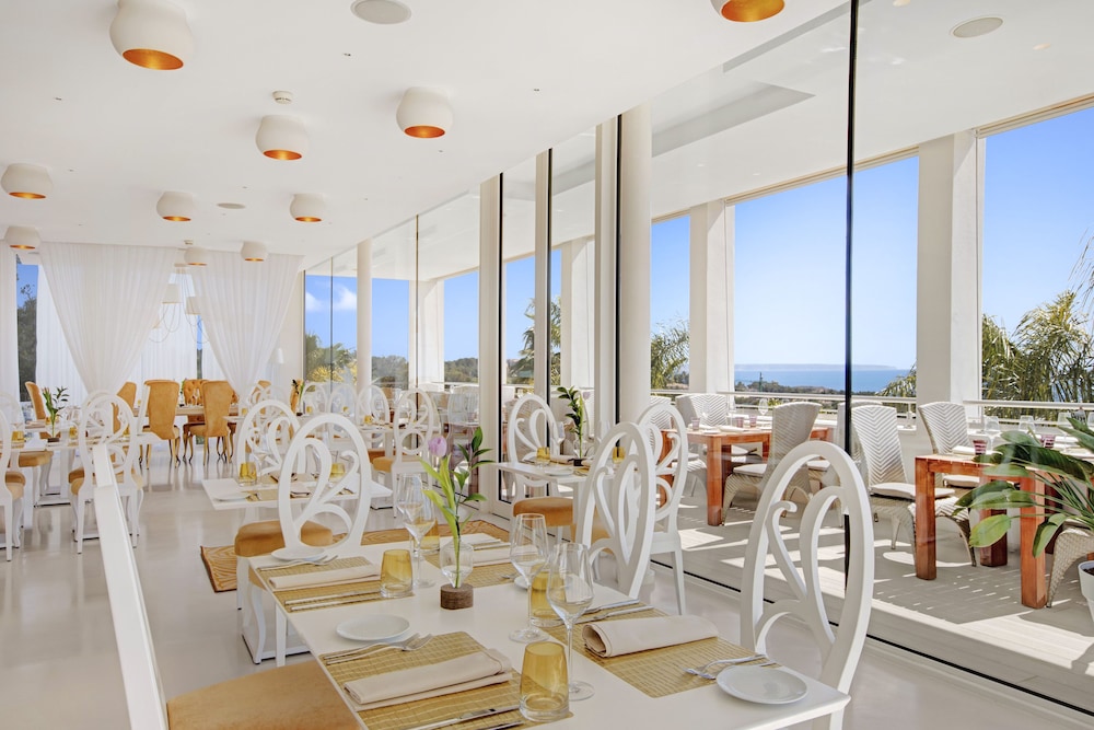 Portals Hills Boutique Hotel — Restaurant & bars in Portals Nous, Balearic Islands