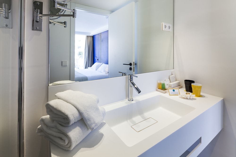 Sud Ibiza Suites — Hotel rooms in Ibiza Town, Balearic Islands