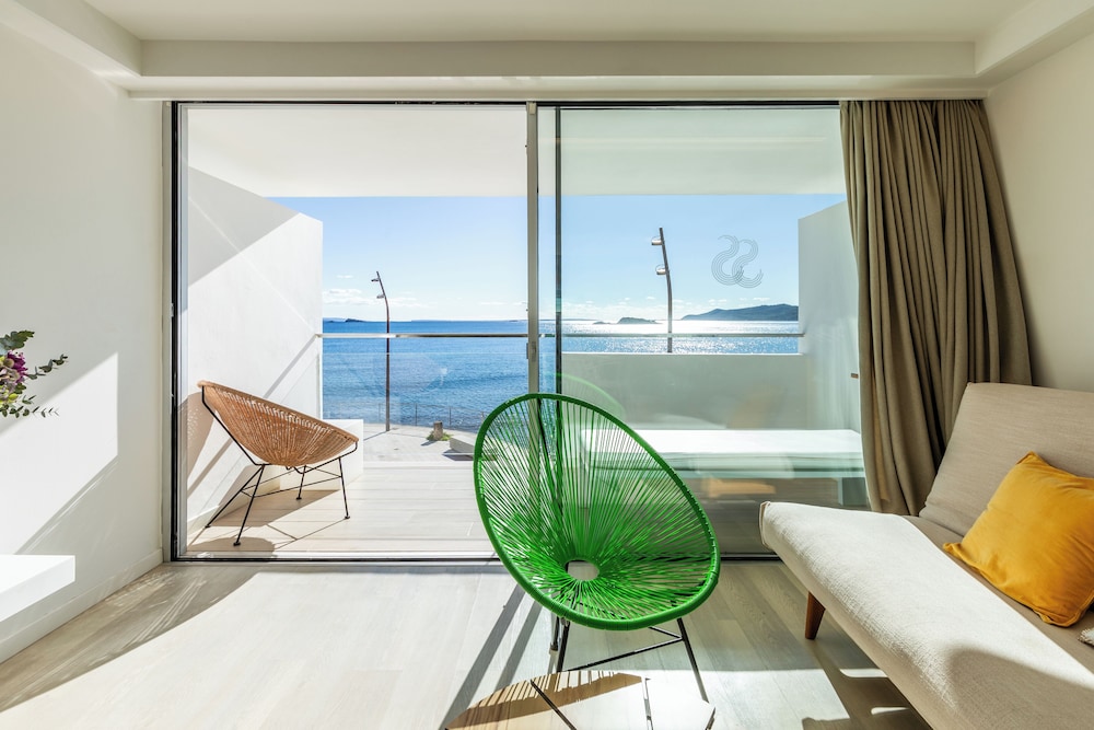 Sud Ibiza Suites — Hotel rooms in Ibiza Town, Balearic Islands