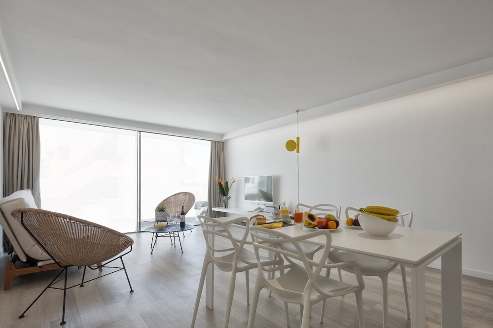 Sud Ibiza Suites — Hotel rooms in Ibiza Town, Balearic Islands