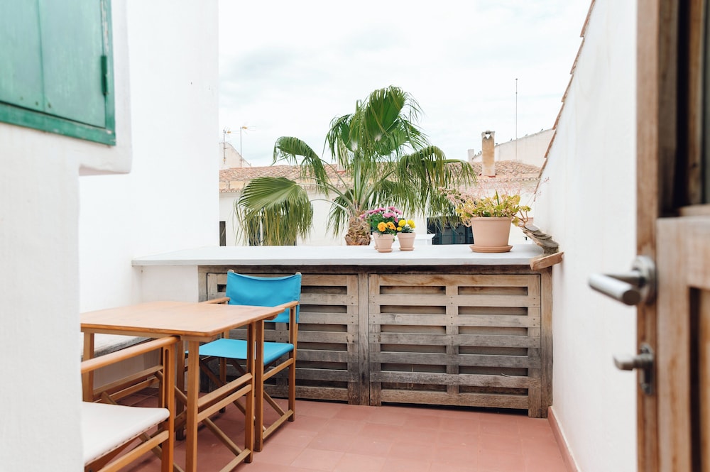 HoMe Hotel Menorca — Hotel building in Ciutadella de Menorca, Balearic Islands
