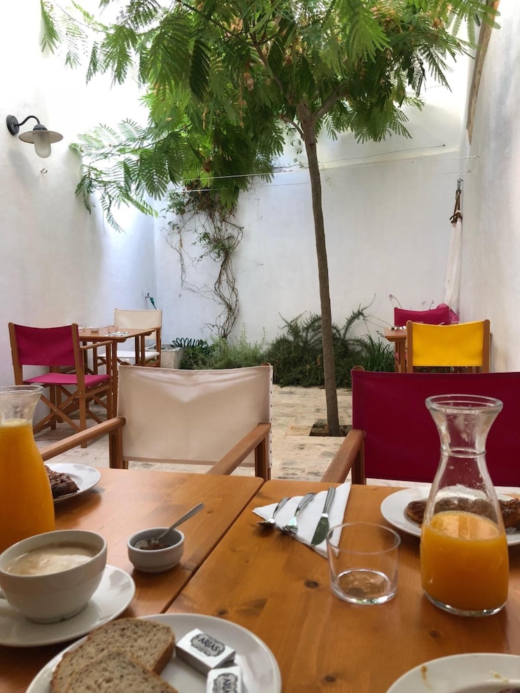 HoMe Hotel Menorca — Restaurant & bars in Ciutadella de Menorca, Balearic Islands