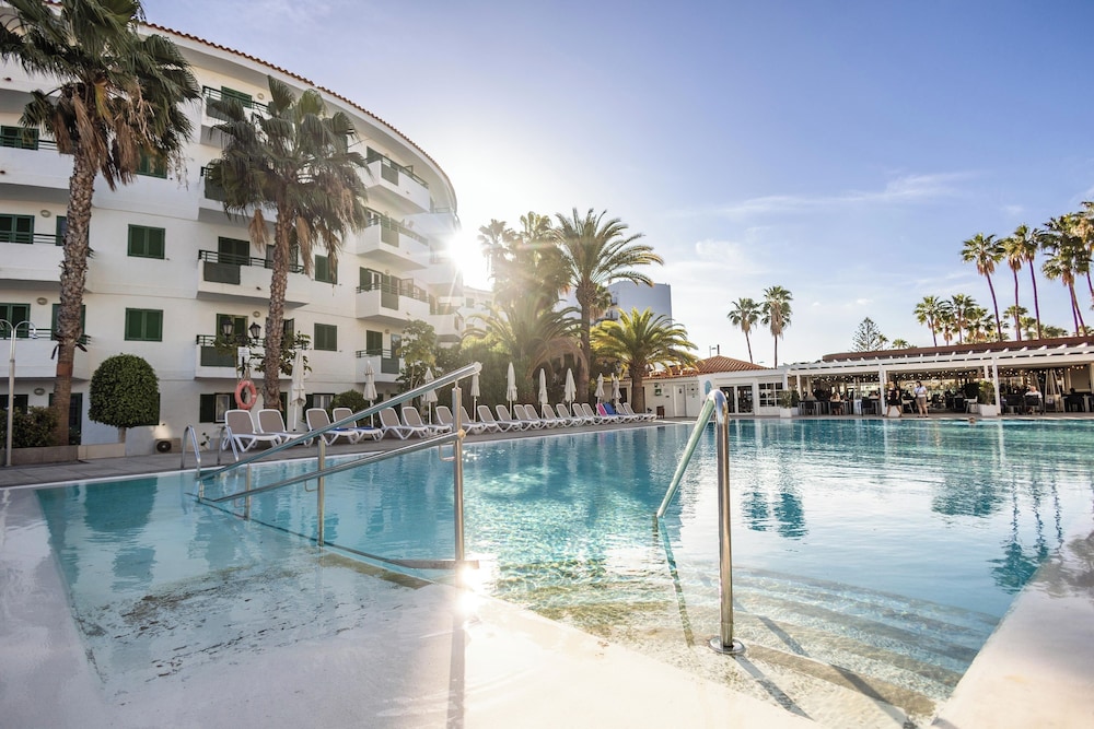 Servatur Playa Bonita — Swimming pool in Playa del Ingles, Canary Islands