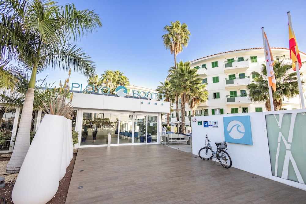Servatur Playa Bonita — Hotel building in Playa del Ingles, Canary Islands