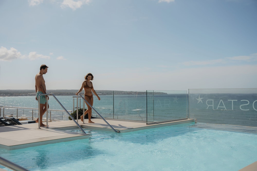 Iberostar Waves Bahía de Palma -Adults Only — Swimming pool in Playa de Palma, Balearic Islands