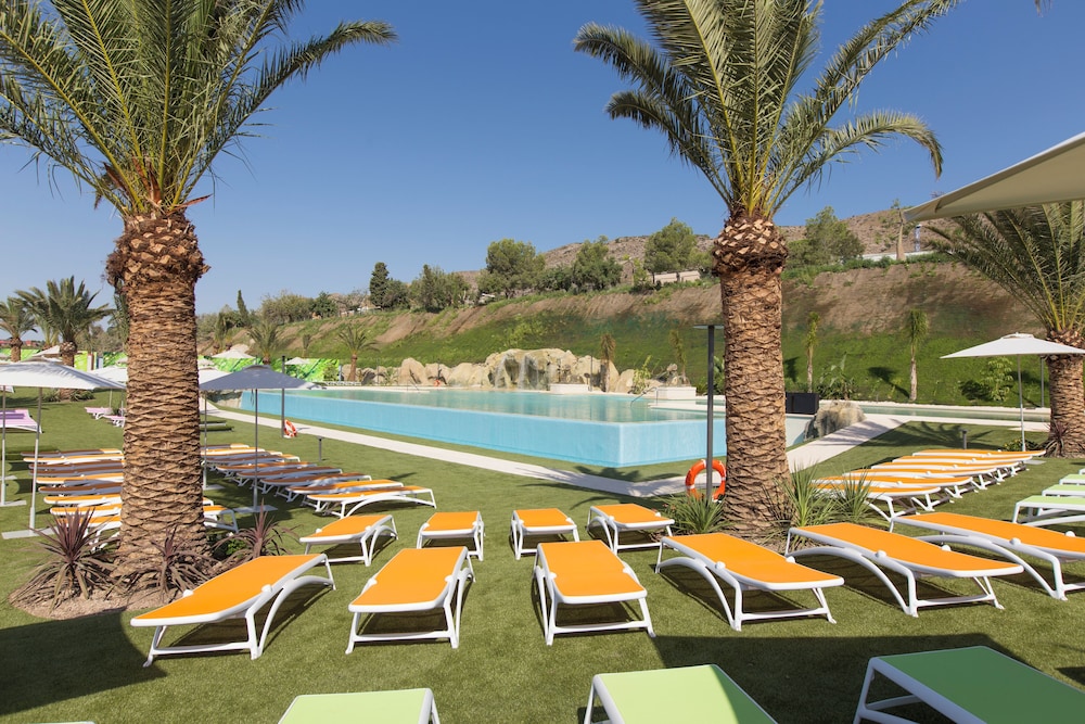 Four Points by Sheraton Costa Blanca Resort — Swimming pool in Benidorm, Valencian Community