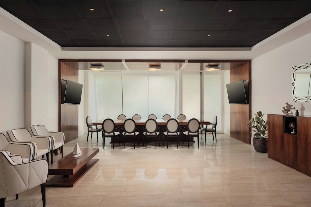 Four Points by Sheraton Costa Blanca Resort — Restaurant & bars in Benidorm, Valencian Community